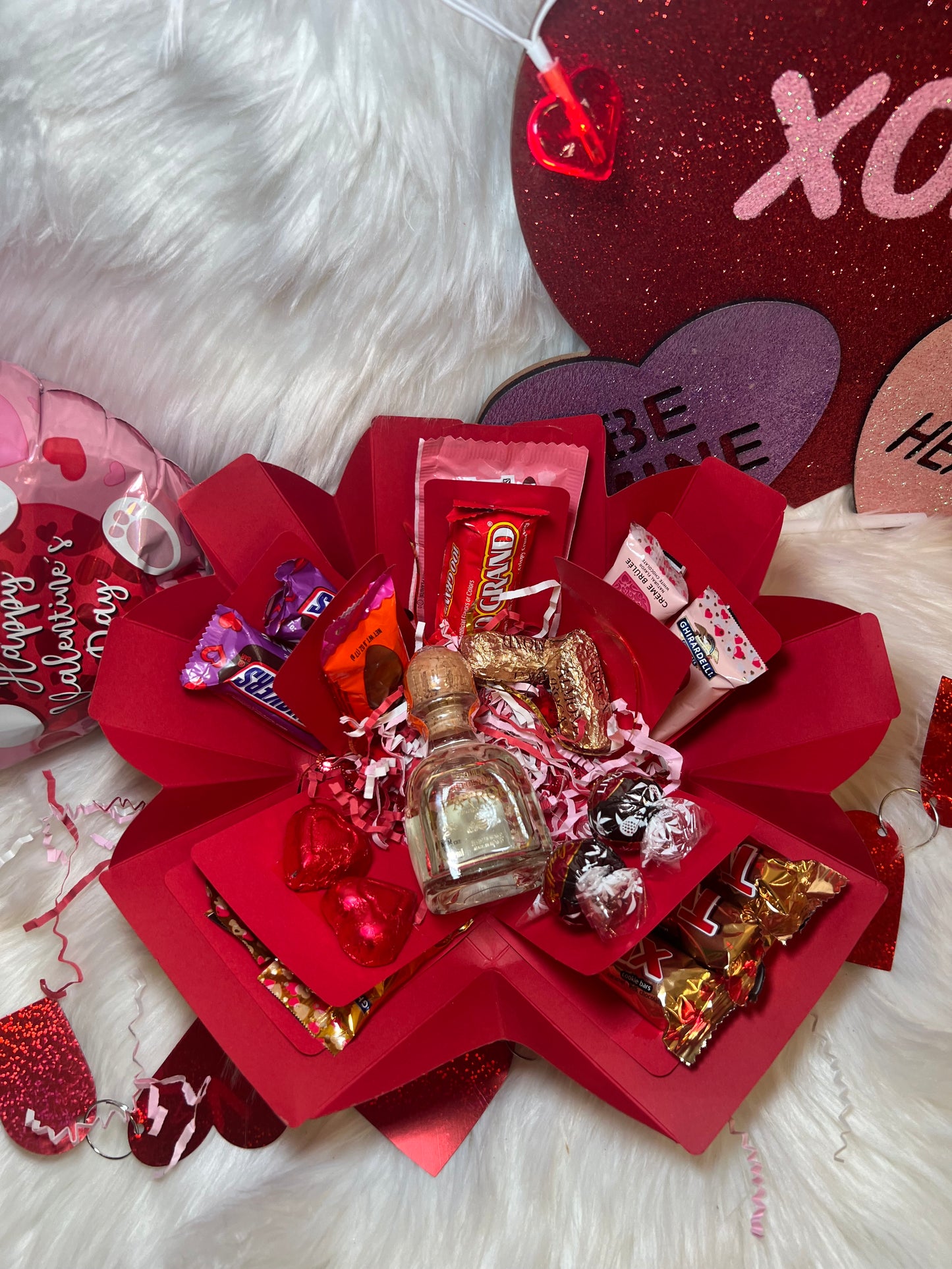 Medium Valentine Gift Box