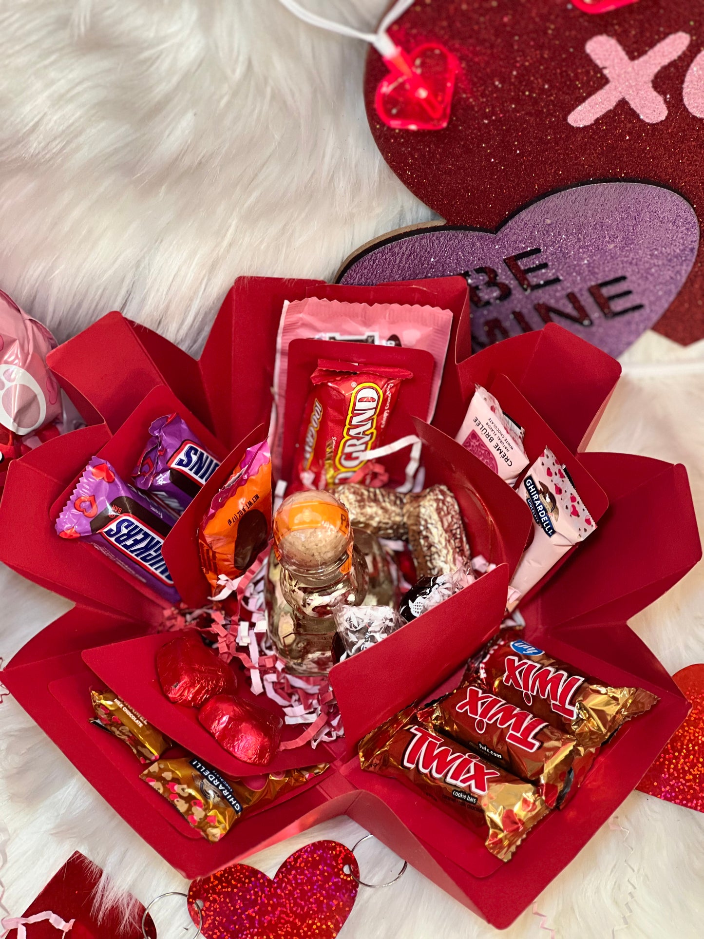 Medium Valentine Gift Box