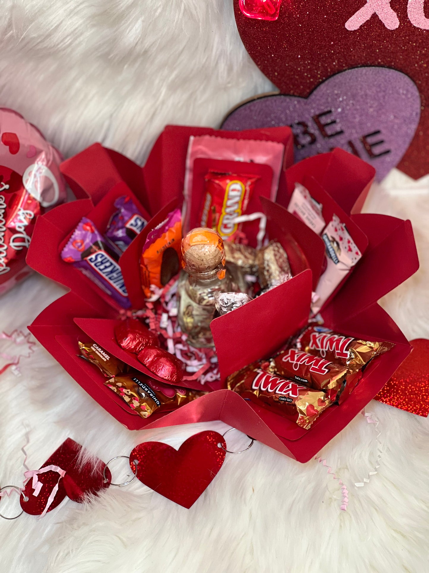 Medium Valentine Gift Box